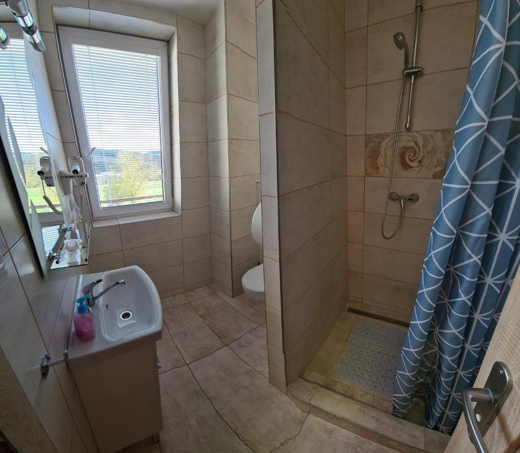 Stredisko Lipka Hotel Bardejov Eksteriør billede